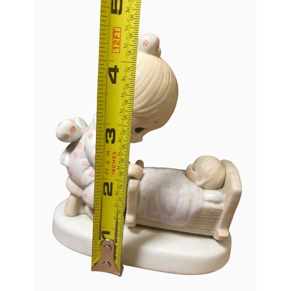 Prements Figurine "The Hand That Rocks The Future" 1979 Collectible - Picture 10 of 13